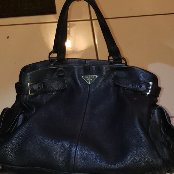 PRADA HND BAG - Picture 2 of 8